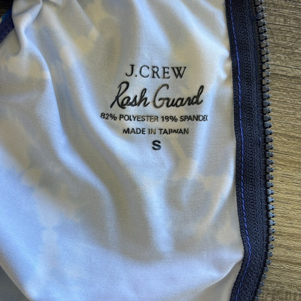 J. Crew Blue and White Graphic Fitted Tank rash guard. Size Small - Picture 3 of 5